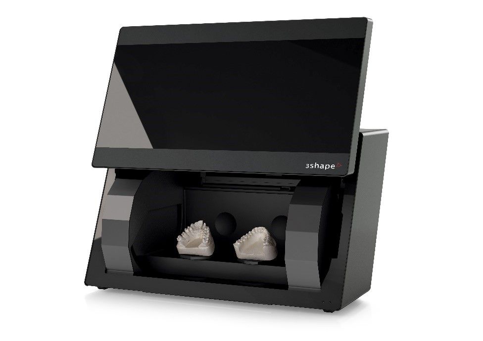 D2000 dental lab scanner